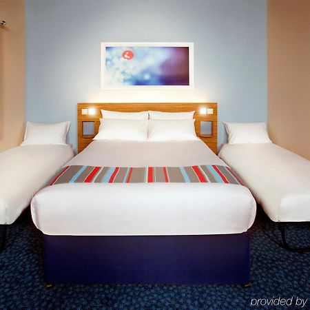Travelodge London City Airport Eksteriør bilde