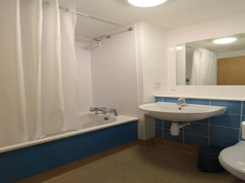 Travelodge London City Airport Eksteriør bilde