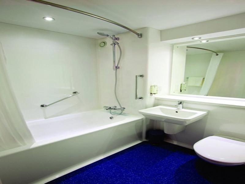 Travelodge London City Airport Eksteriør bilde