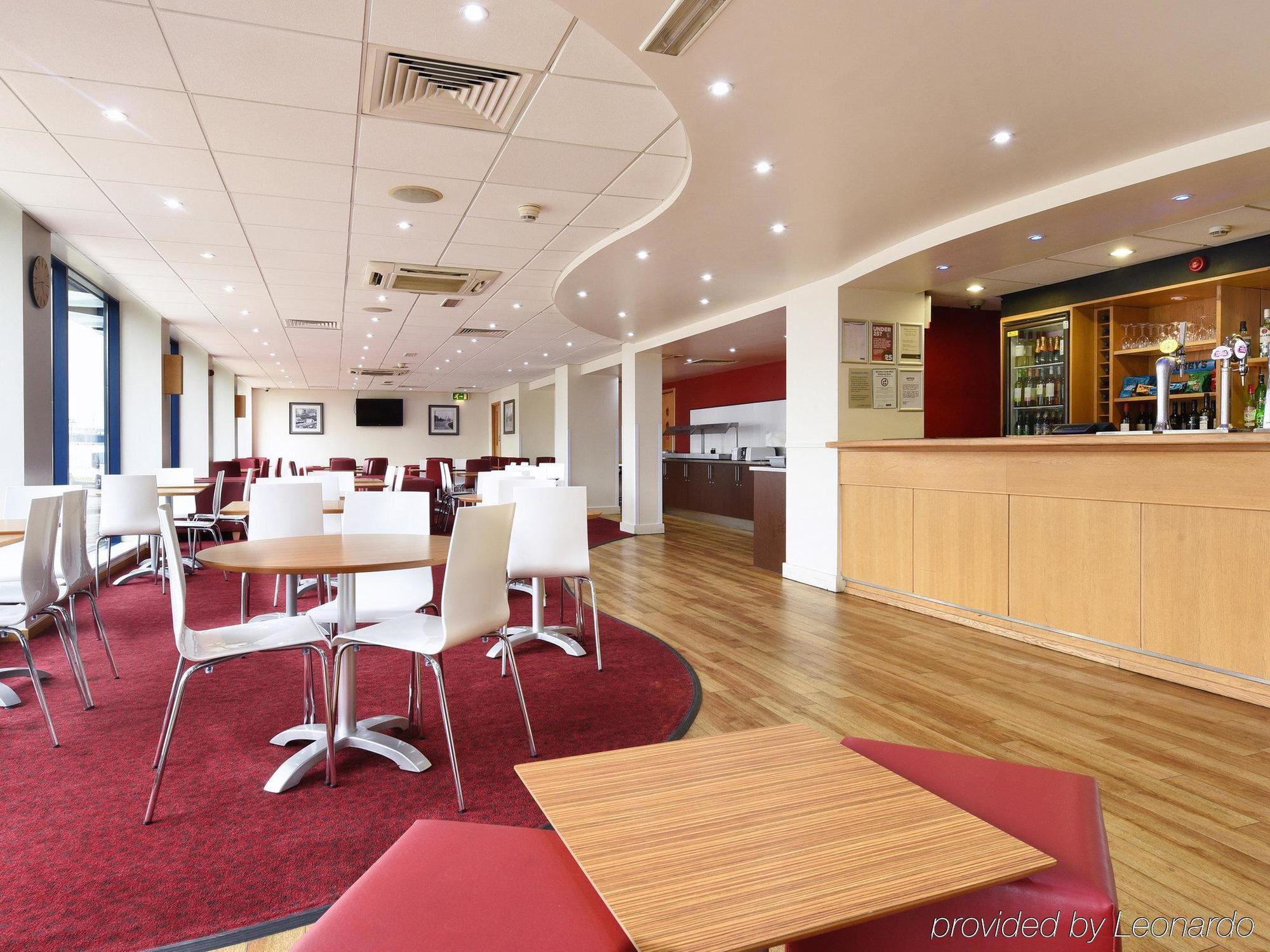 Travelodge London City Airport Eksteriør bilde