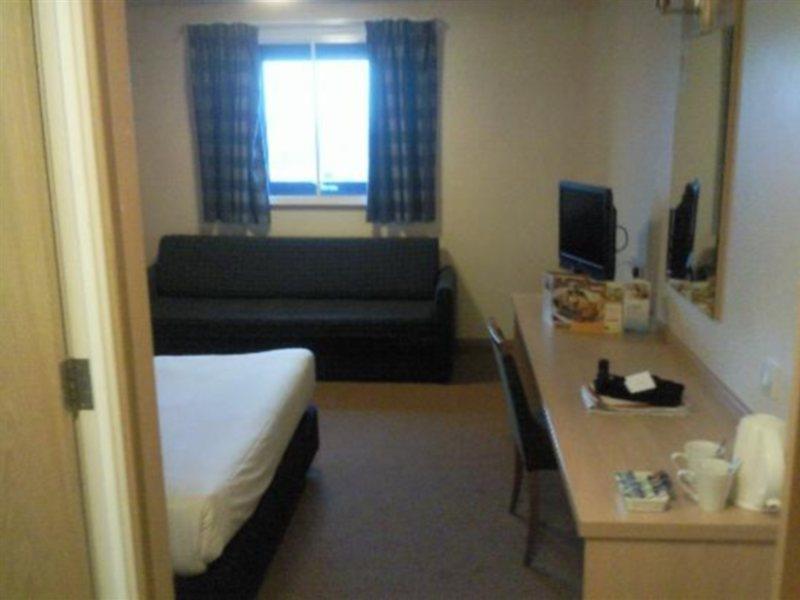 Travelodge London City Airport Eksteriør bilde